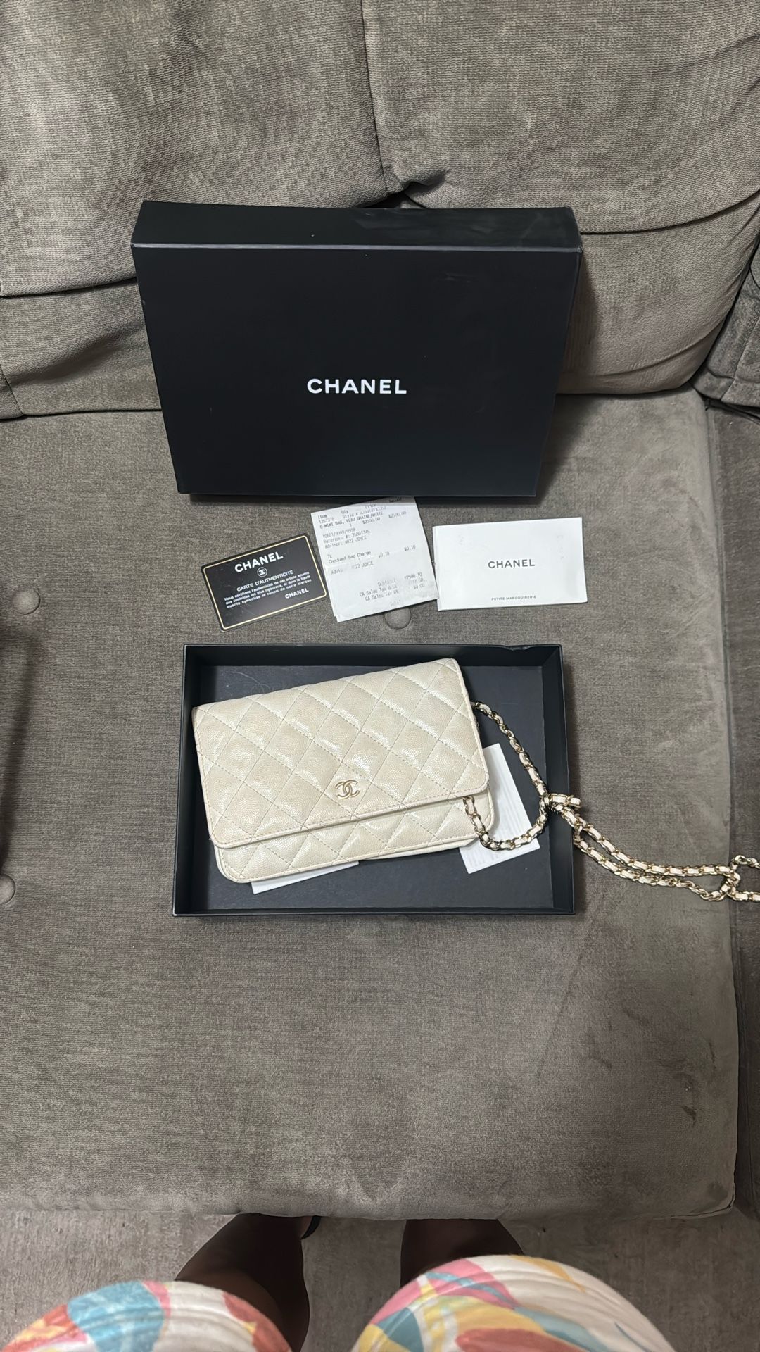 white chanel bag