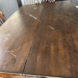 Dinning Table 