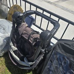 Stroller 