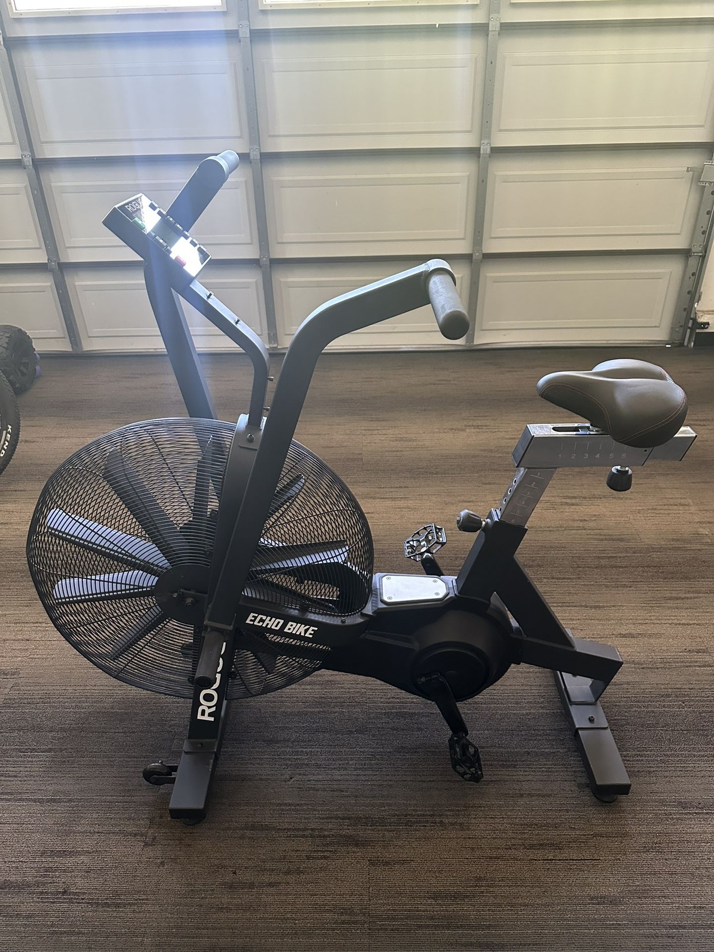 ROGUE Echo Bike