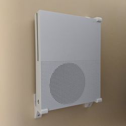 Xbox Wall Mount