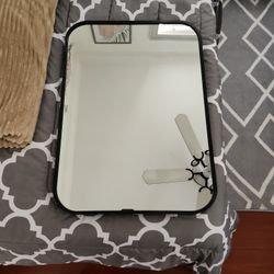 Black Mirror 27x20in 