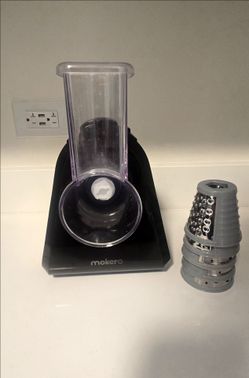 Mokero Electric Slicer/Shredder — Multiple Blades
