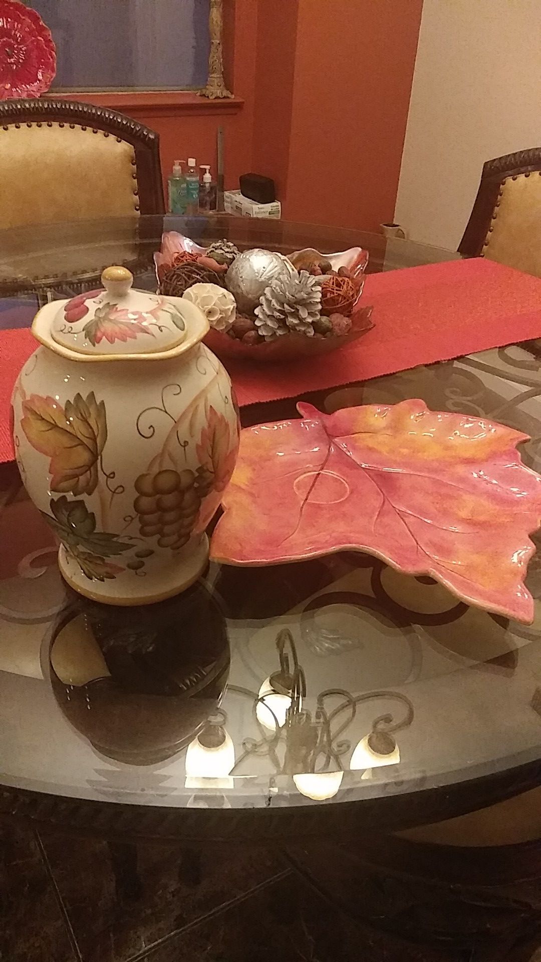 Cookie Jar And Leaf Tray.