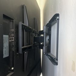 Samsung 75” QCQ60 QLED 4K smart TV 