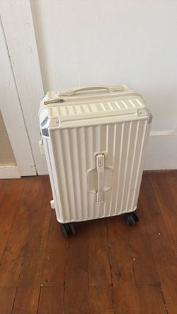 Hand carry