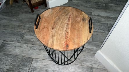Round table