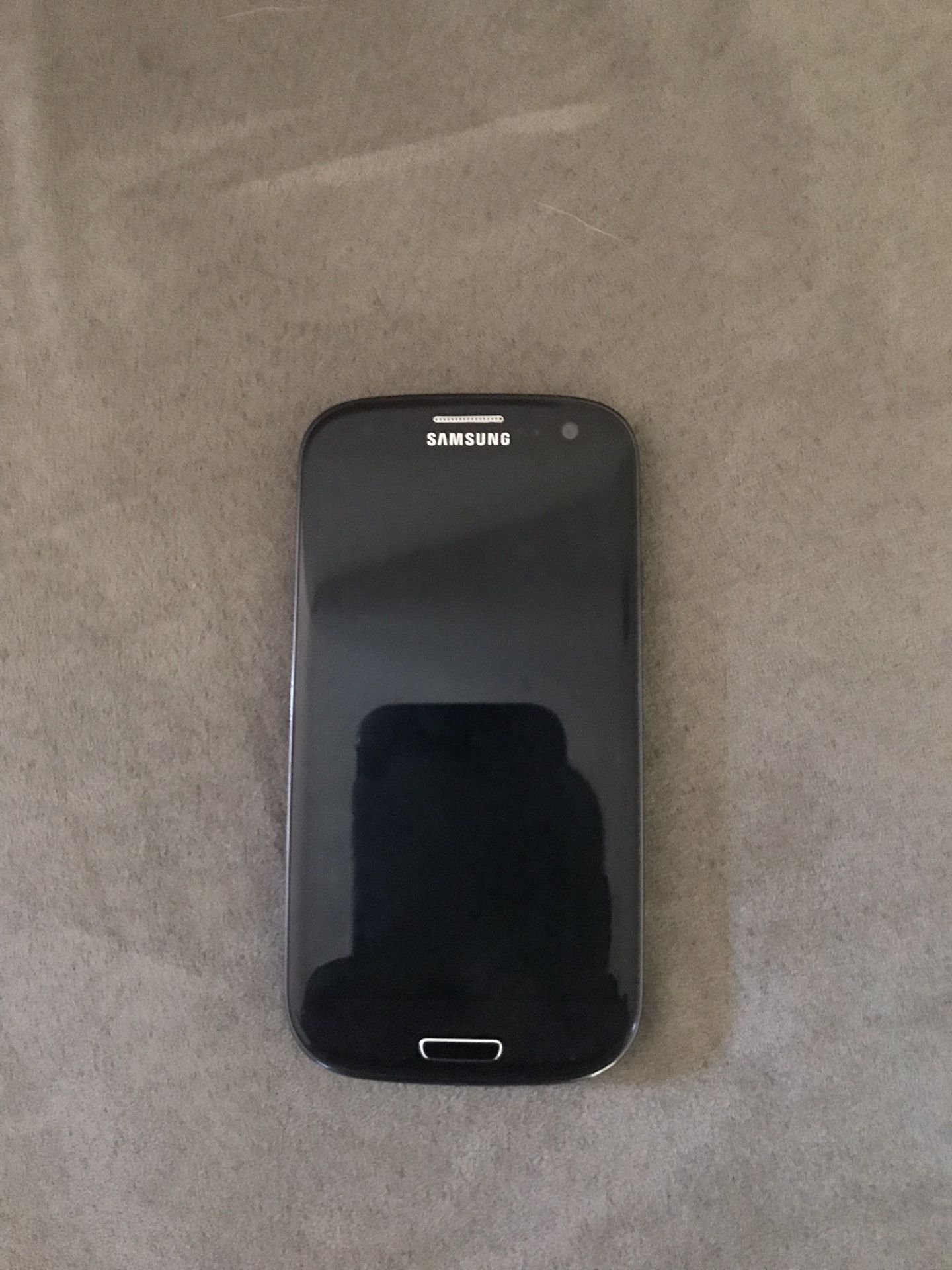 GREAT CONDITION GALAXY S3 mini !! CLEAN IMEI! Verizon! $50 OR BEST (REASONABLE)OFFER!