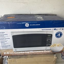 GE 2.0 cu. ft. 1200-Watt Countertop Microwave in Black Stainless Steel