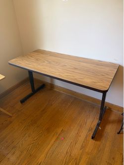 Adjustable Height Office Table / Desk