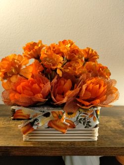 Artificial flower deceration