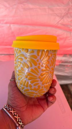 Ceramic cup