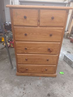 Dresser
