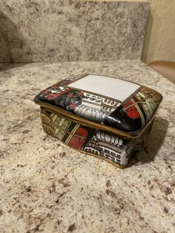 Antique Chinese Enameled Jewelry Trinket Box