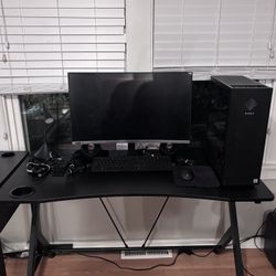 HP OMEN Gaming/Samsung 32” curved monitor. (Gaming setup)