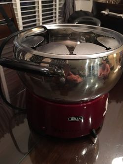 Bella electric fondue maker