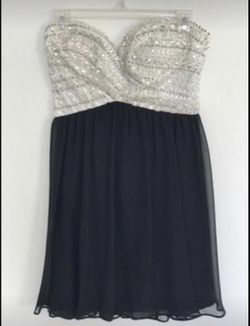 Strapless dress