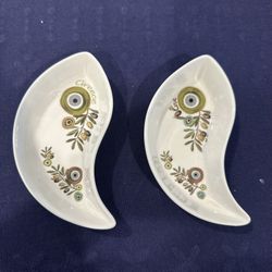 set of 2 Kedima Greek Art fine porcelain dishes.