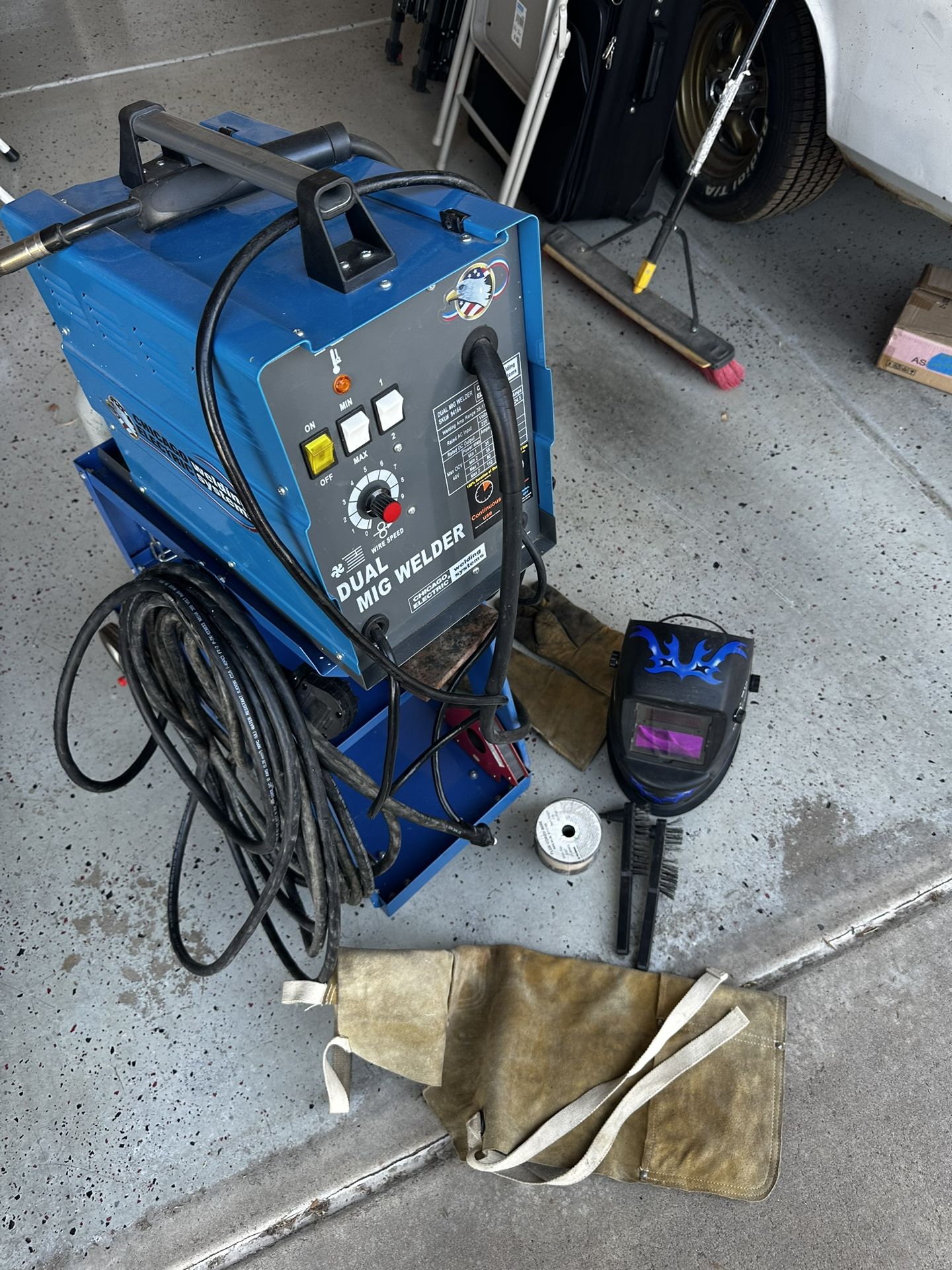 Mig Welder, Welder Cart, Tank, Helmet, Ready To Use.