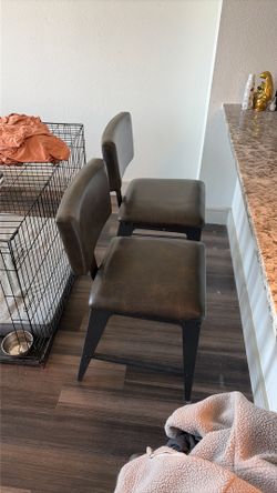 2 chairs