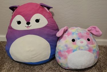 2 squishmallows