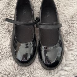 Zapatos Negros de Niña