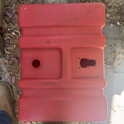 Moeller's Tempo LPT12 Fuel Tank