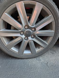 Set of 18 wheels and tires 225 40 18 / 5x114.3