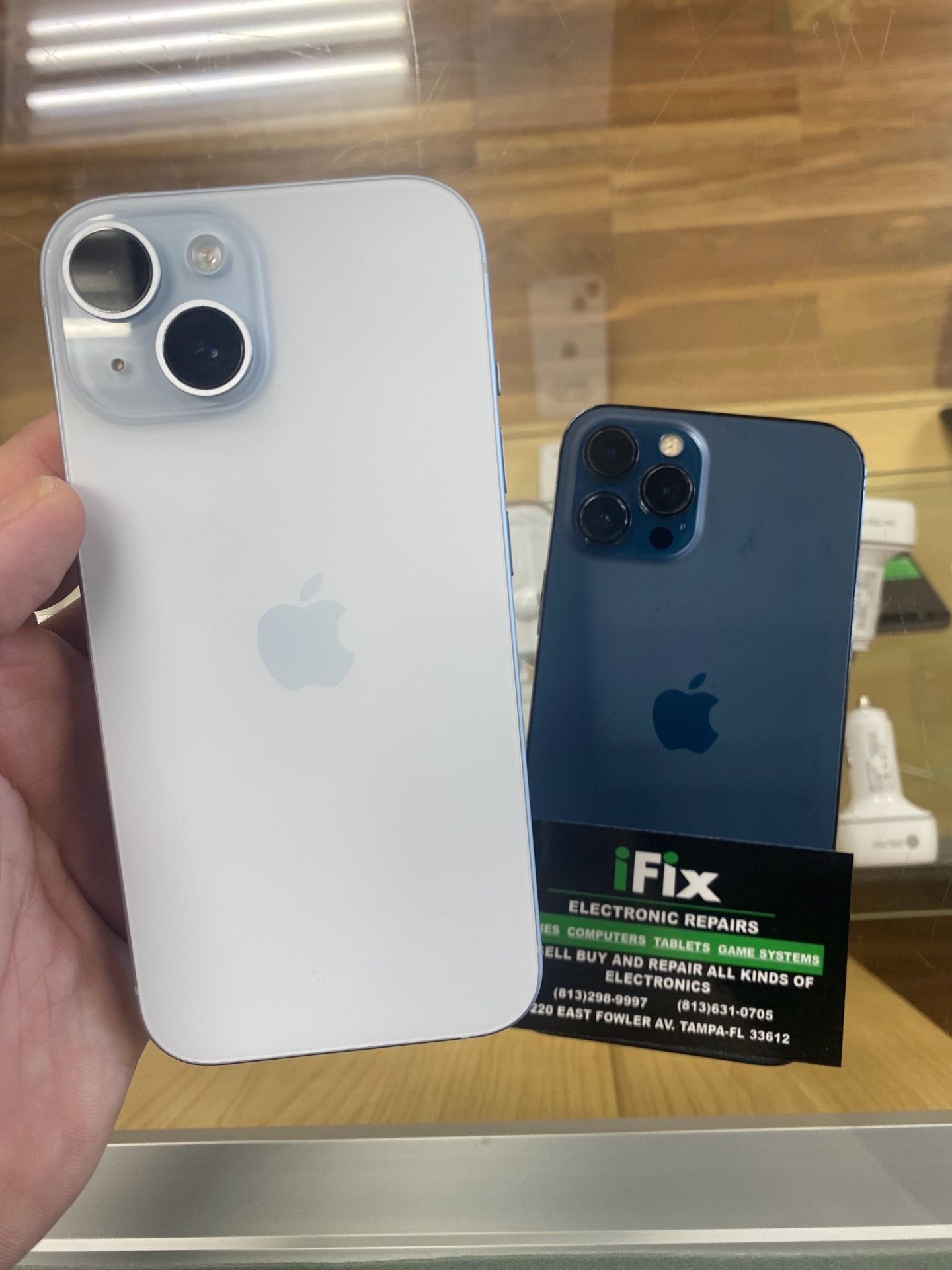 UNLOCKED IPHONES