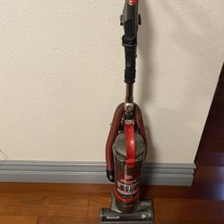 Dirt Devil  Swerve Swivel-Glide