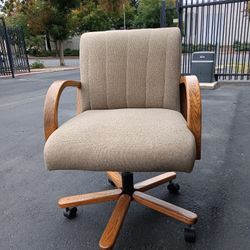 Casual Chair