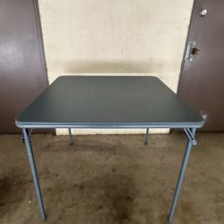 Folding Table 33x33