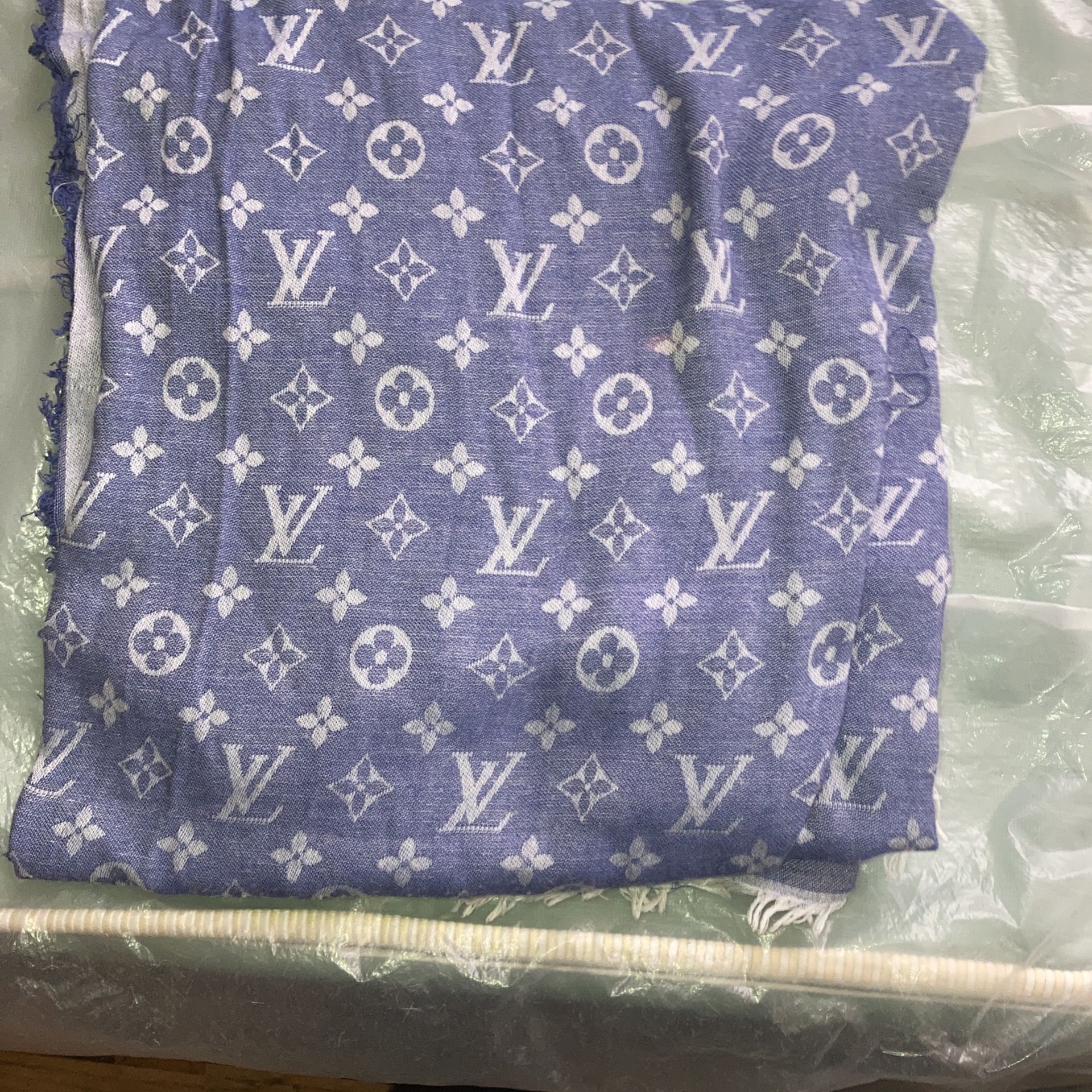 Louis Vuitton Paris Blue Scarf Monogram PRICE NEGOTIABLE!!! for Sale in New  York, NY - OfferUp