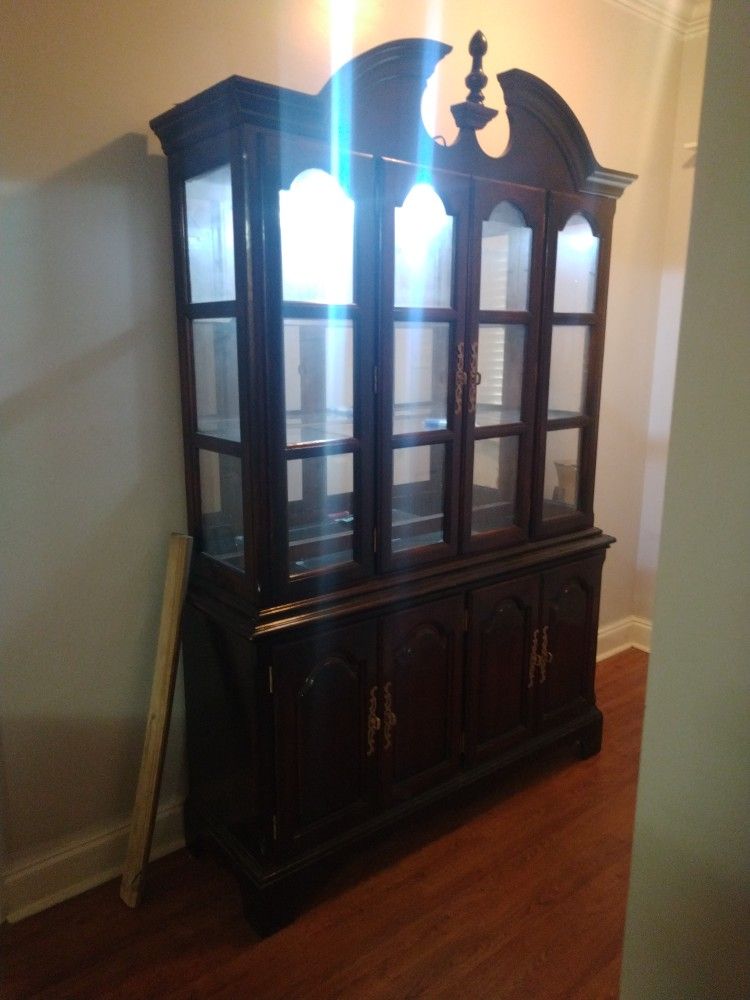 China Cabinet 