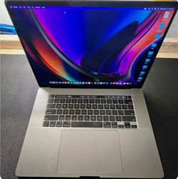 MacBook Pro 16” 2.6ghz i7 16gb ram 500gn ssd
