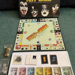 KISS Kissopoly Board Game 2003 Gene Simmons Monopoly 99% COMPLETE KISS-opoly