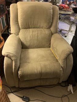 Comfy recliner in good condition