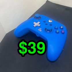 🎮 Blue Xbox One / Series X|S Compatible WIRED Controller – USB-C – Excellent Condition 🎮  . . . . . . . . . . . . . . . . . . . . . . . . . . . . . 