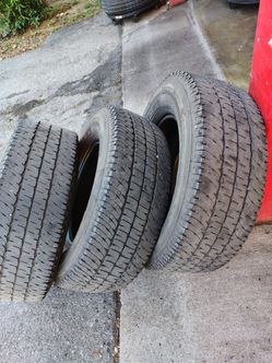 Tires LT275/70R18