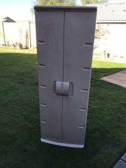 Rubbermaid Storage Cabinet