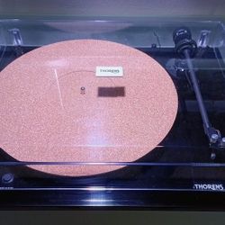 Thorens / Pro-ject Turntable w Dust Cover