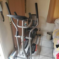 Pro form Elliptical Bike 