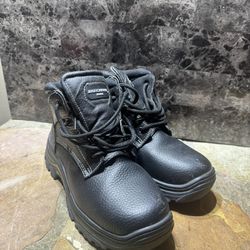 Skechers Women's Black Boots - Size 7