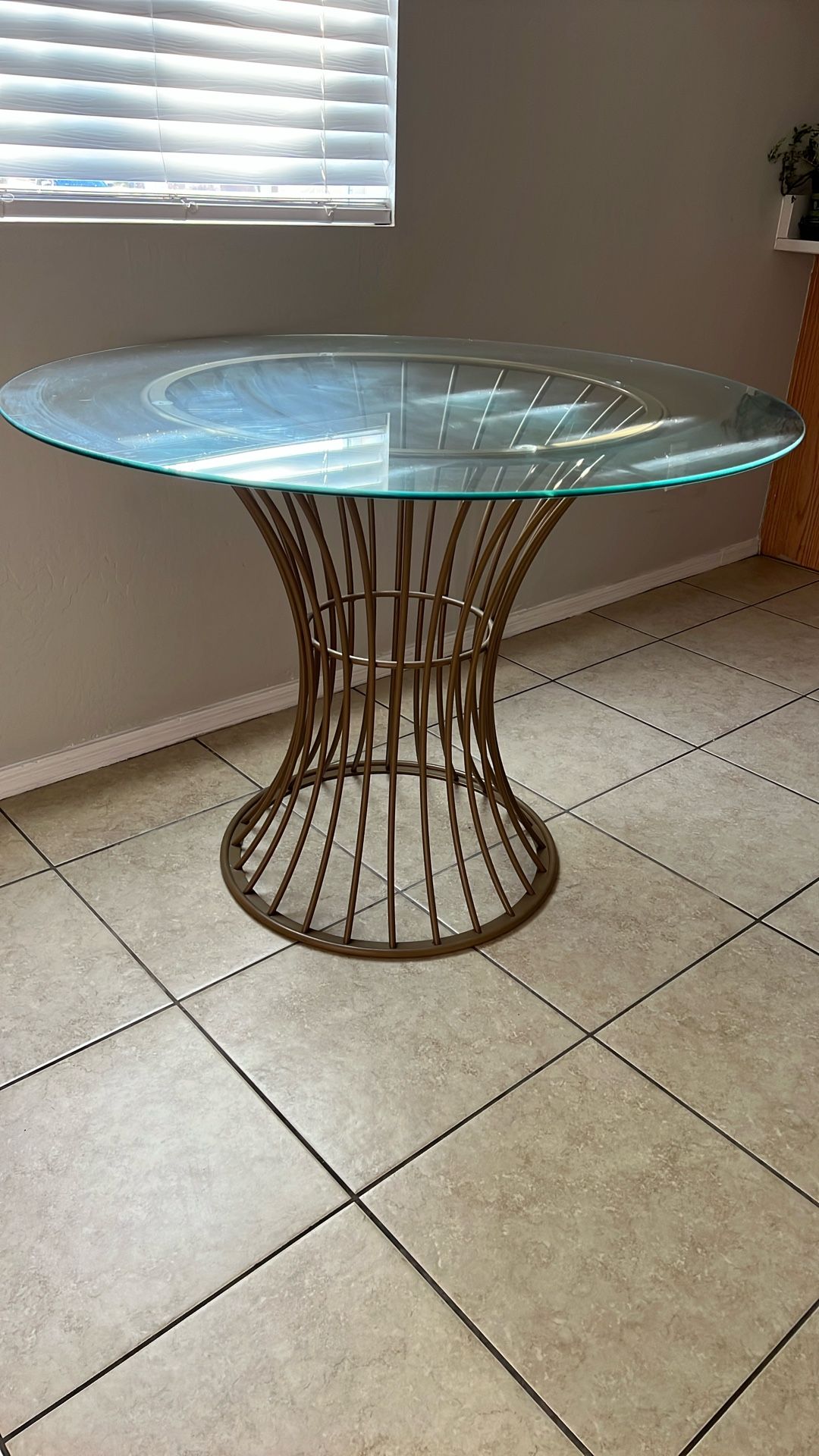 Round Dining Table