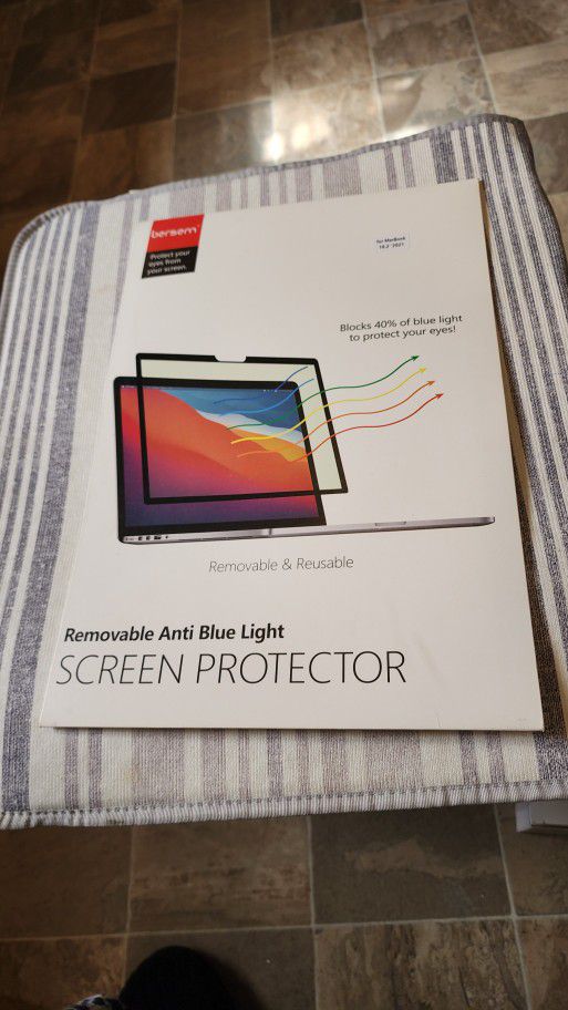 Brand New B E R S E M Anti Blue Light Screen Protector For MacBook 16.2 Brand New