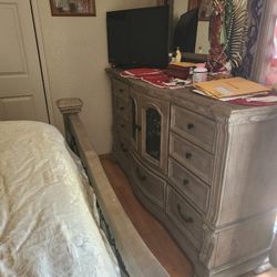 Bedroom Set
