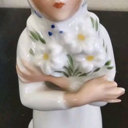 Vintage BOEHM Prayer Lady