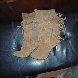 Women's Fringy Boots Brand New Size 8