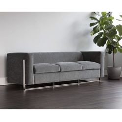Sunpan Commercial grade sofa!