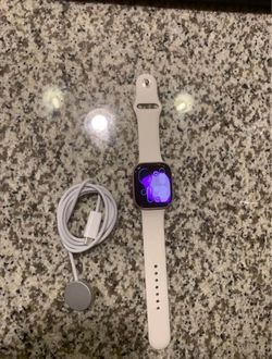 Apple Watch Series 10 GPS + Cellular Unlocked 46mm Rose Gold With M/L Band And Charger